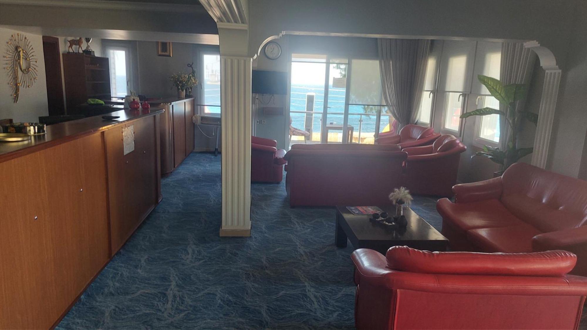 Yenifoca Ersan Hotel Buitenkant foto